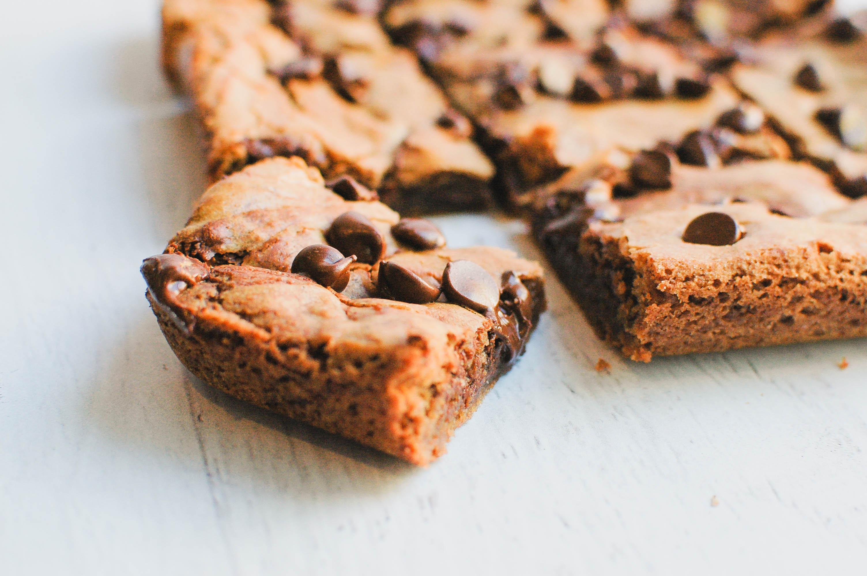 Brown Butter Chocolate Chip Blondies - For The Love Of Gourmet